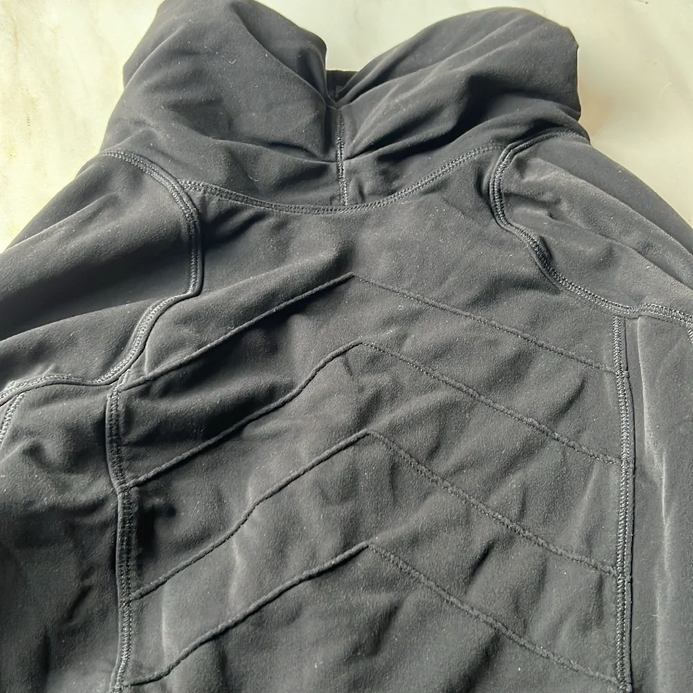Lululemon Thermal Long Sleeve Zipper Top!